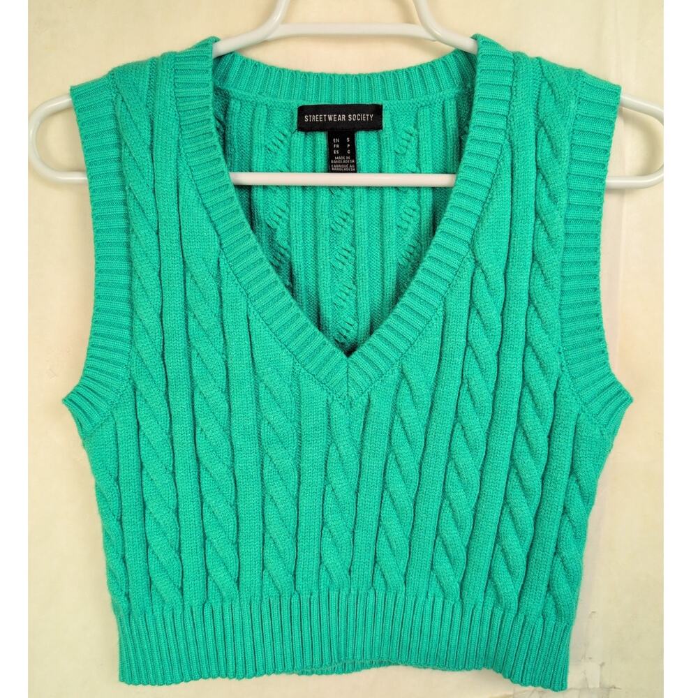 Streetwear Society cable knit cropped sweater vest Size Small Green Preppy